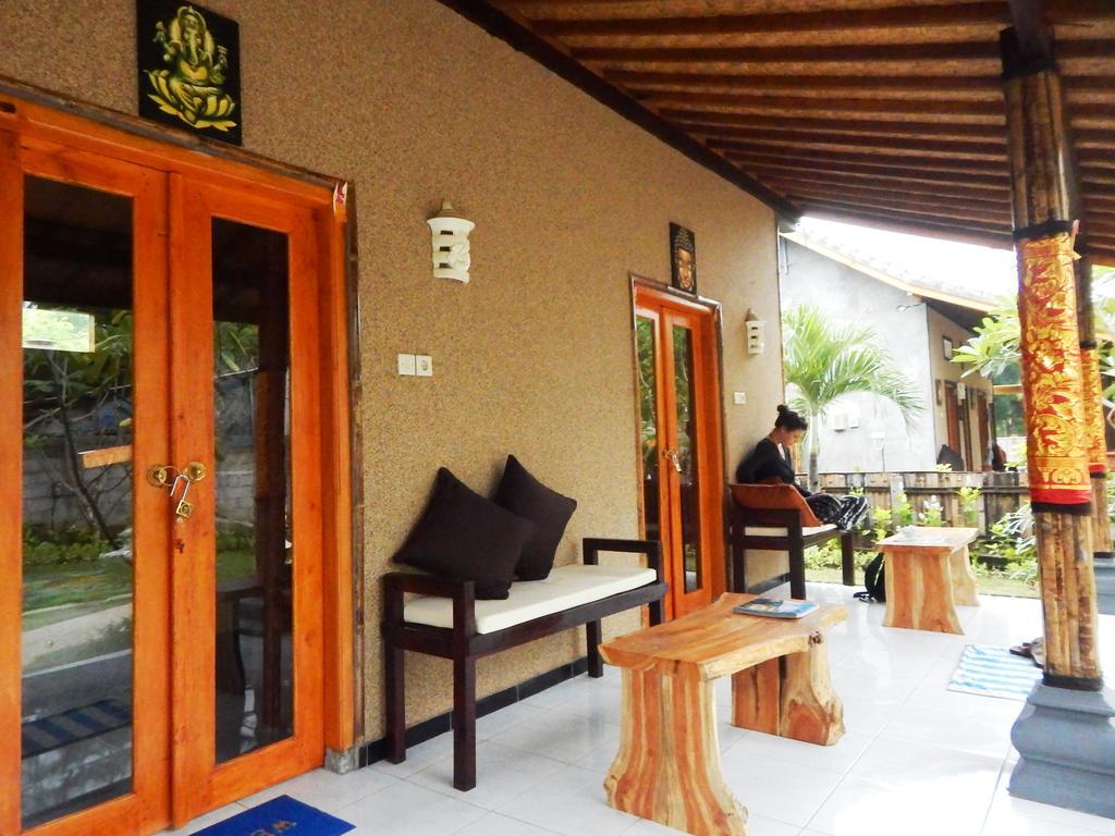 Yuda Menjangan Homestay Banyuwedang Bagian luar foto